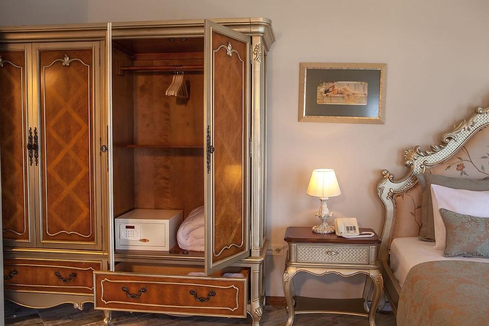 La Petra Hotel İzmir Extérieur photo