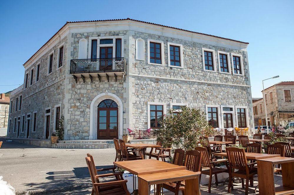 La Petra Hotel İzmir Extérieur photo